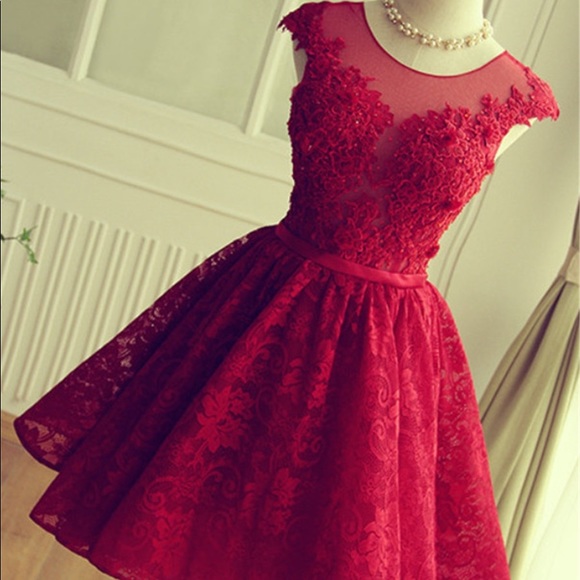 Grad dress/ formal dress - Picture 1 of 4